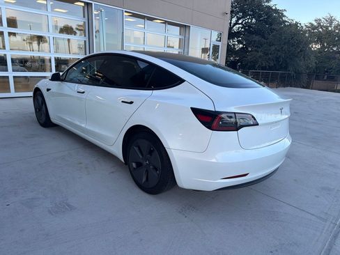 Used 2023 Tesla Model 3 Standard Range RWD image 4