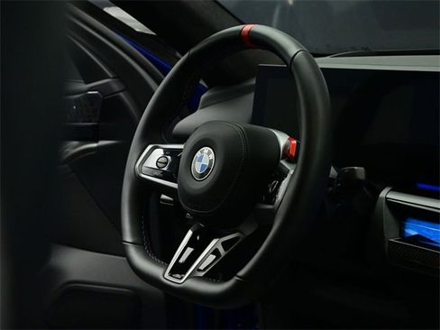 Used 2025 BMW M5 w/ Carbon Package image 45