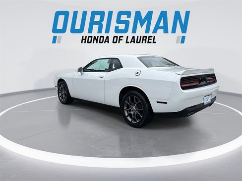 Used 2018 Dodge Challenger GT w/ Driver Convenience Group image 6