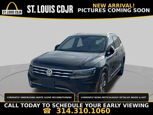 Used 2018 Volkswagen Tiguan SEL Premium AWD/4WD image 1