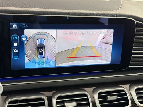 New 2026 Mercedes-Benz GLE 580 4MATIC image 26