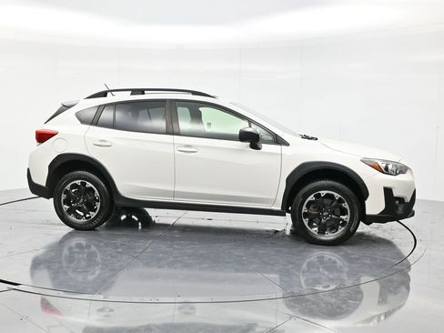 Used 2022 Subaru Crosstrek 2.0i image 4