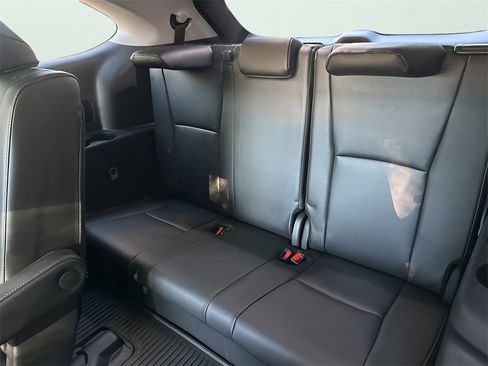 Used 2025 Toyota Highlander Platinum image 51