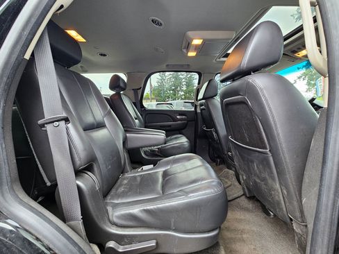 Used 2008 Chevrolet Tahoe LTZ w/ LTZ Preferred Equipment Group image 29