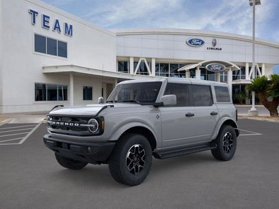 New 2026 Ford Bronco Outer Banks
