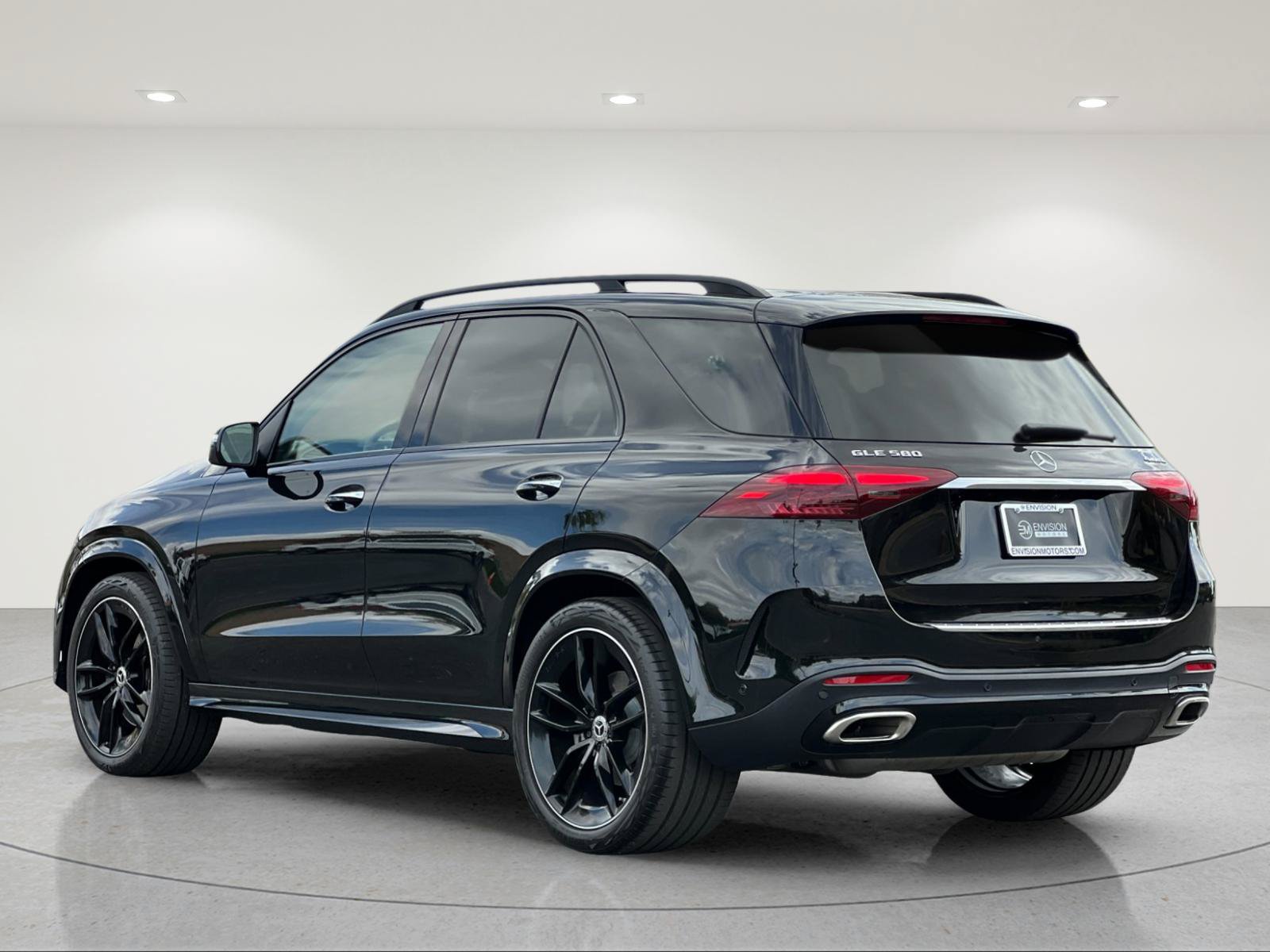 Used 2026 Mercedes-Benz GLE 580 4MATIC image 3