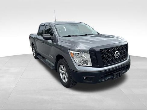 Used 2019 Nissan Titan S w/ S Utility Package AWD/4WD image 4