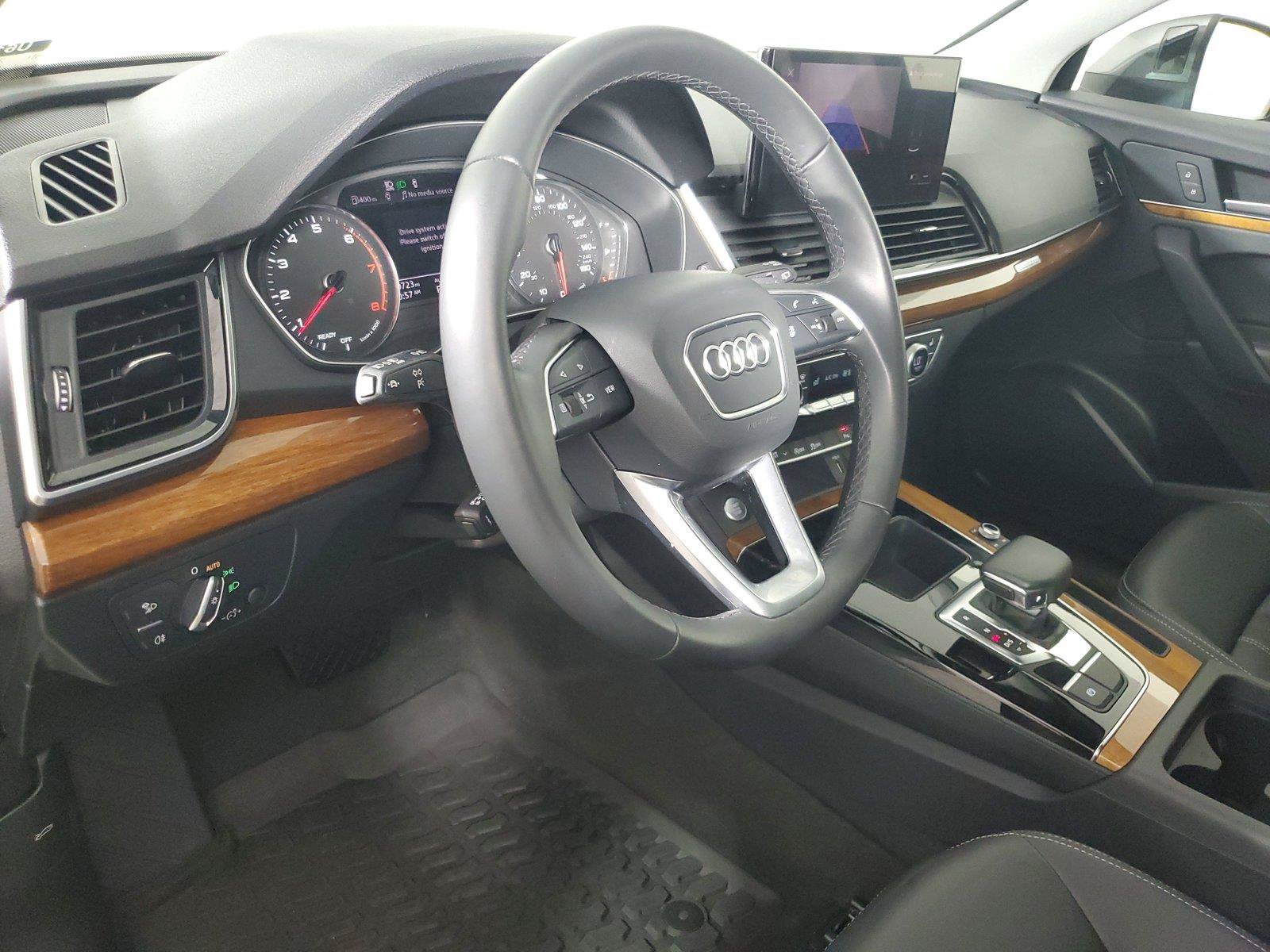 Used 2023 Audi Q5 2.0T Premium AWD/4WD image 25