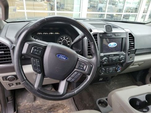 Used 2019 Ford F150 XLT w/ Equipment Group 302A Luxury AWD/4WD image 12