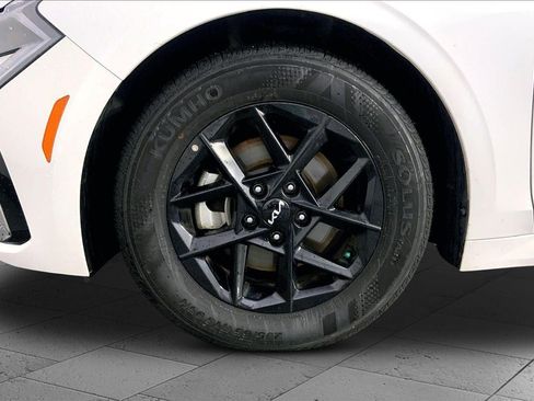Used 2025 Kia K5 LXS FWD image 9