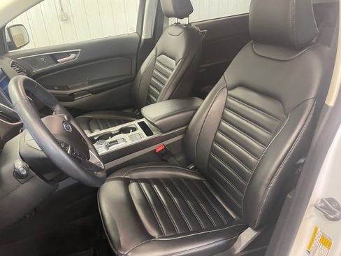 Used 2024 Ford Edge SEL w/ Convenience Package image 13