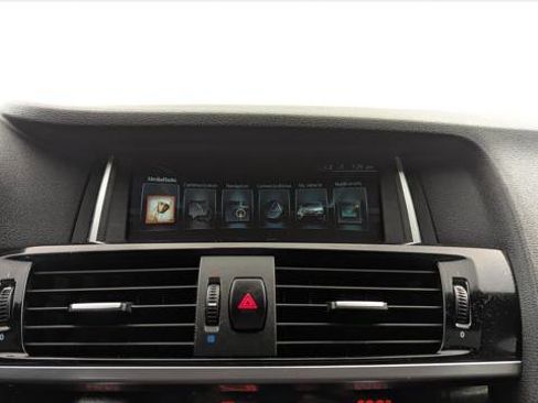 Used 2017 BMW X4 xDrive28i image 26