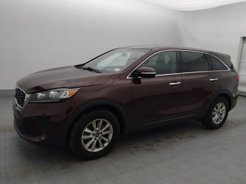 Used 2019 Kia Sorento LX image 2