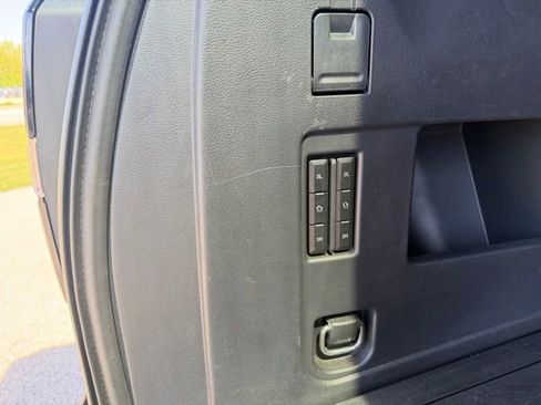 Used 2024 Ford Expedition Platinum AWD/4WD image 19