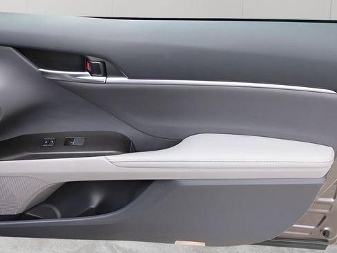 Certified 2023 Toyota Camry XLE w/ Navigation Package image 25