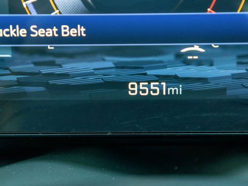 Used 2025 Chevrolet Suburban Z71 w/ Comfort Package image 20