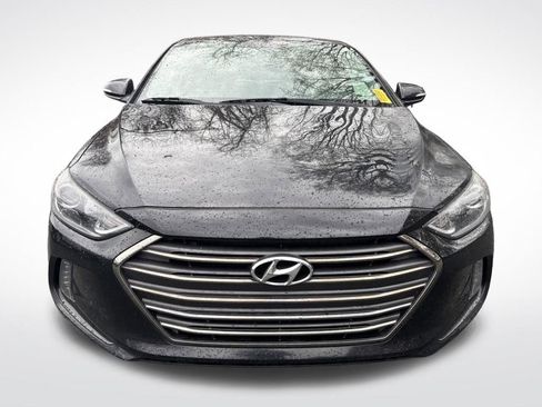 Used 2017 Hyundai Elantra Limited w/ Limited Tech Package 04 image 10