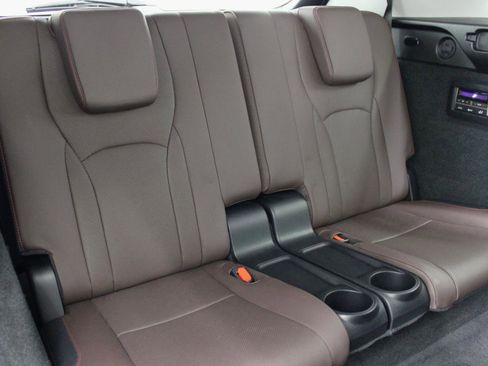 Used 2019 Lexus RX 350L Luxury image 45