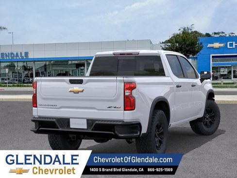 New 2026 Chevrolet Silverado 1500 ZR2 AWD/4WD image 4