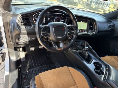 Used 2021 Dodge Challenger R/T Scat Pack w/ Plus Package image 17