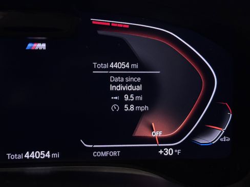 Certified 2022 BMW 750i xDrive w/ Executive Package image 21