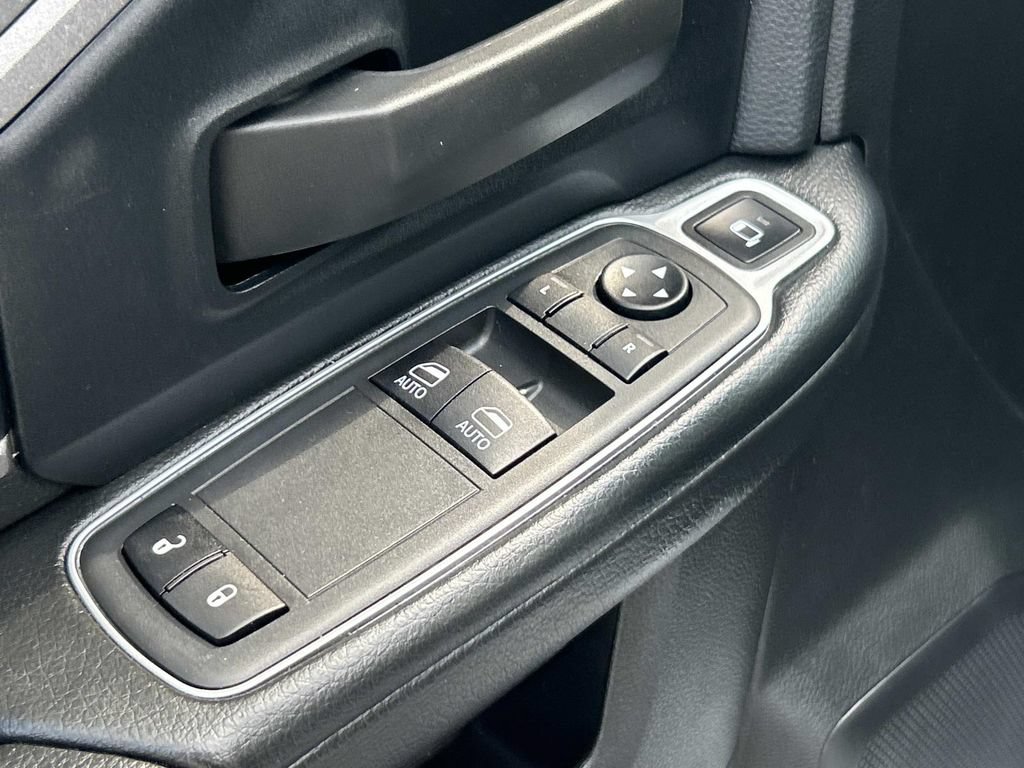 Used 2024 RAM 3500 Tradesman RWD image 28