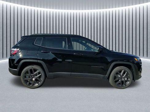New 2026 Jeep Compass Latitude AWD/4WD image 5