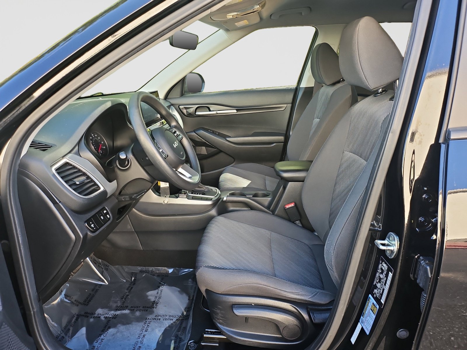 Used 2023 Kia Seltos LX AWD/4WD image 22