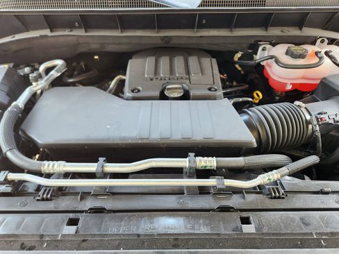 New 2025 Chevrolet Silverado 1500 Custom image 26