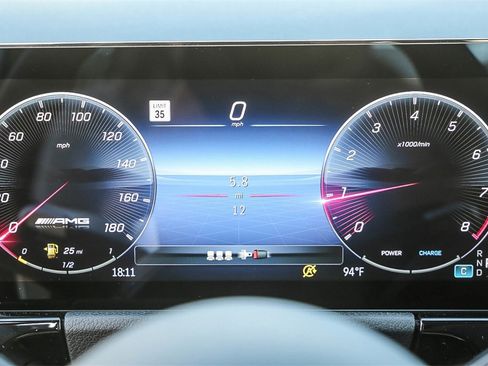 Used 2024 Mercedes-Benz GLA 35 AMG 4MATIC image 28