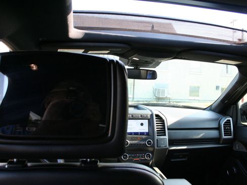 Used 2020 Ford Expedition Max XLT w/ Equipment Group 201A image 21