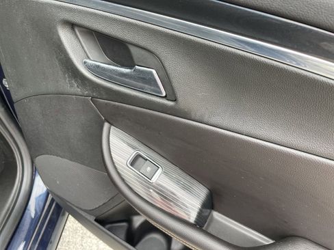 Used 2018 Chevrolet Impala Premier FWD image 38