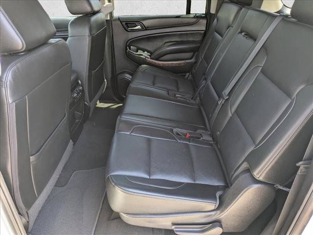 Used 2019 Chevrolet Suburban Premier AWD/4WD image 17