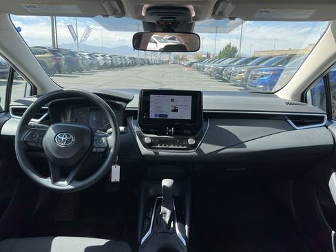 Used 2024 Toyota Corolla LE image 19