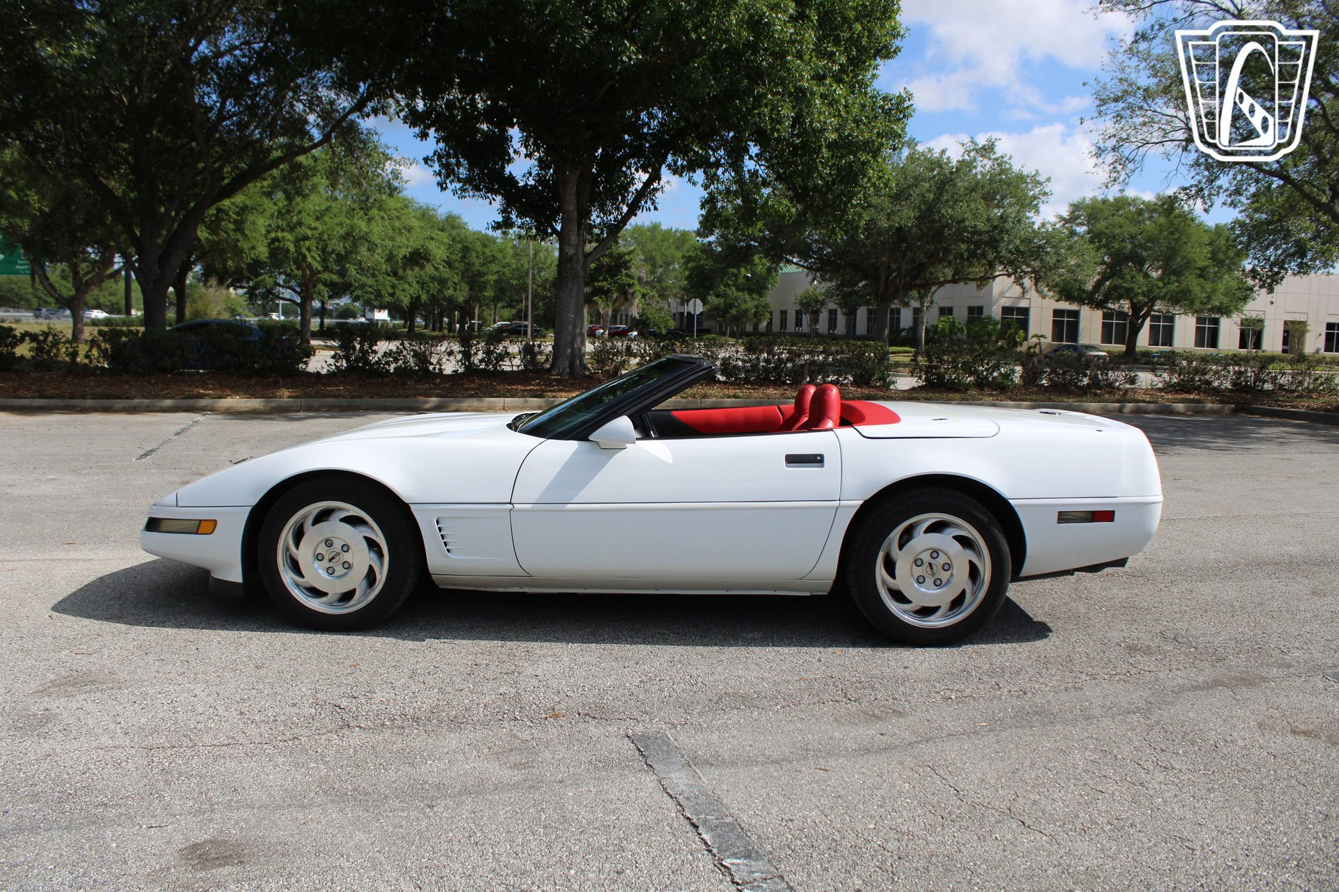 Used 1995 Chevrolet Corvette Convertible RWD image 18