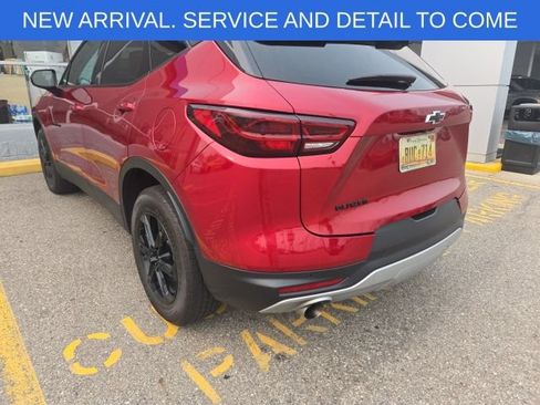 Used 2024 Chevrolet Blazer LT w/ Convenience Package FWD image 5