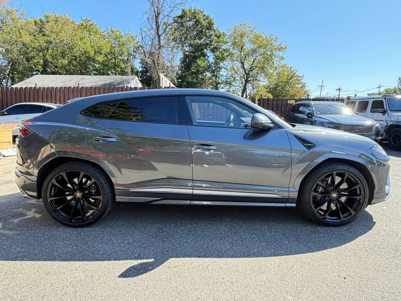 Used 2019 Lamborghini Urus AWD/4WD image 5