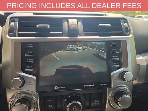 Used 2020 Toyota 4Runner SR5 AWD/4WD image 7