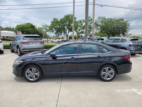 Used 2022 Volkswagen Jetta SE FWD image 7