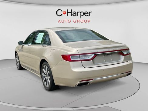 Used 2017 Lincoln Continental Premiere AWD/4WD image 5