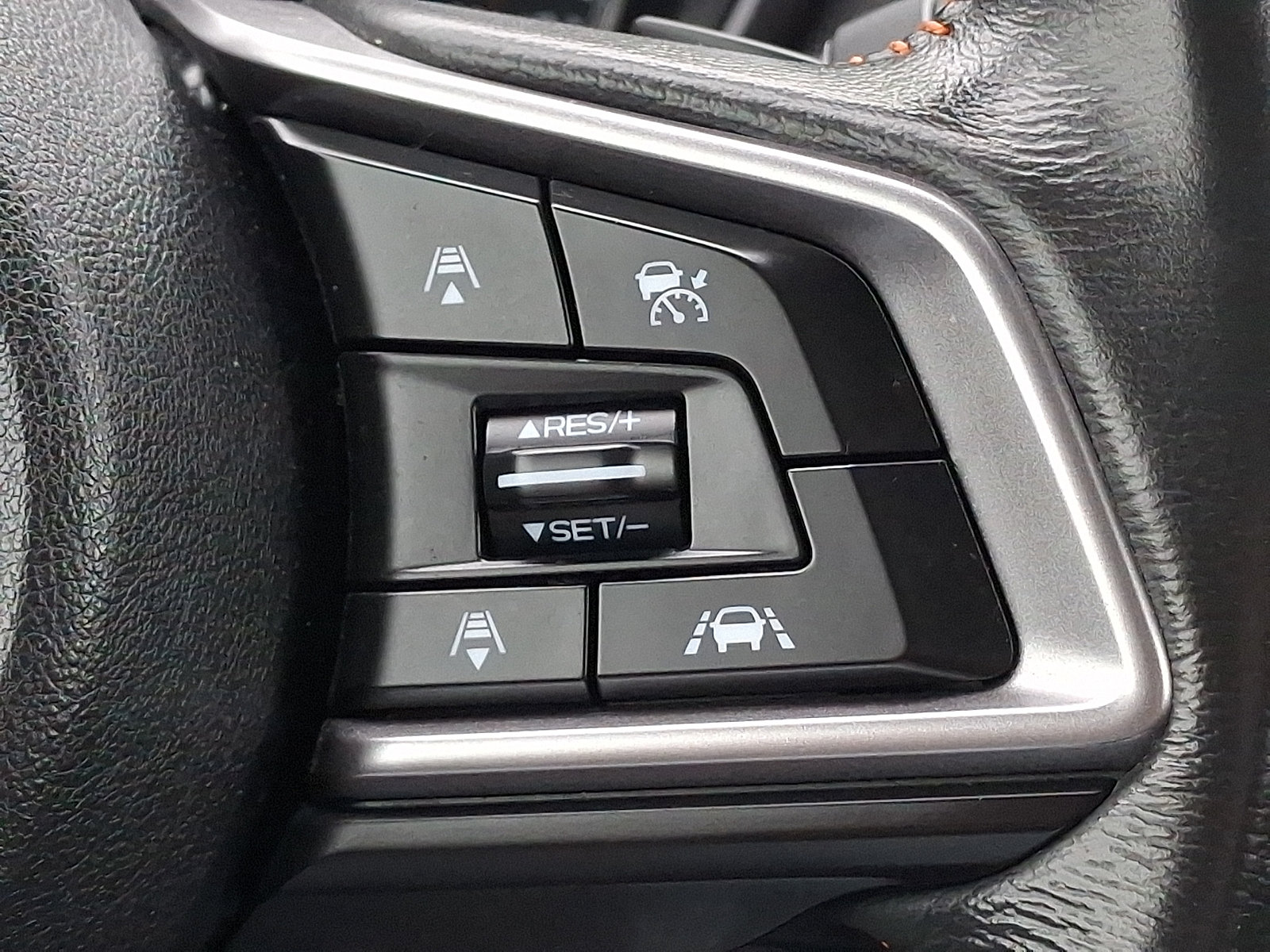 Used 2018 Subaru Crosstrek 2.0i Limited AWD/4WD image 22