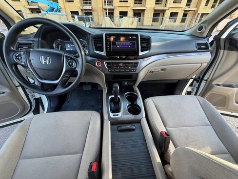 Used 2017 Honda Pilot EX image 20