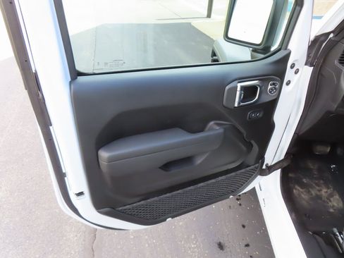 New 2026 Jeep Wrangler Sport S image 21