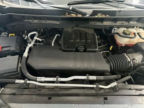 Used 2024 Chevrolet Silverado 1500 Custom AWD/4WD image 31