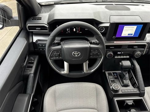 Used 2026 Toyota 4Runner SR5 image 13