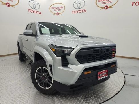 Used 2025 Toyota Tacoma TRD Sport RWD image 1