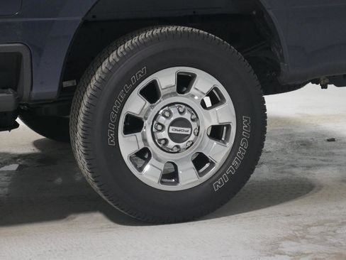 Certified 2024 Ford F250 Lariat w/ Chrome Package image 9