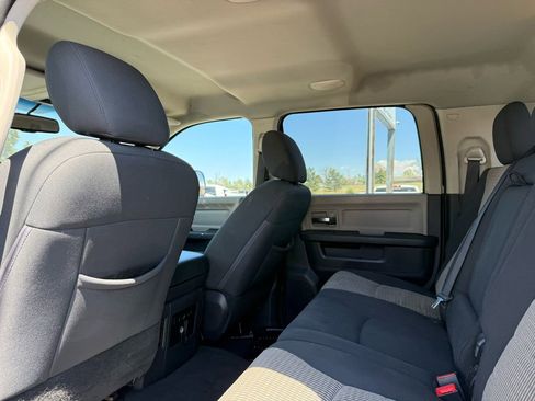 Used 2012 RAM 2500 SLT w/ Technology Group AWD/4WD image 18