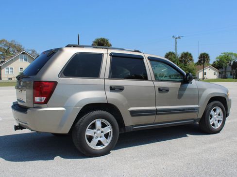 Used 2006 Jeep Grand Cherokee Laredo RWD image 17