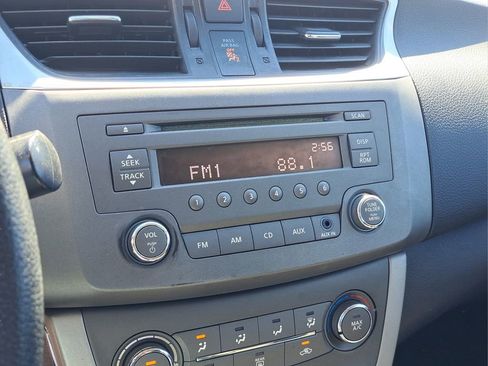 Used 2013 Nissan Sentra S image 20